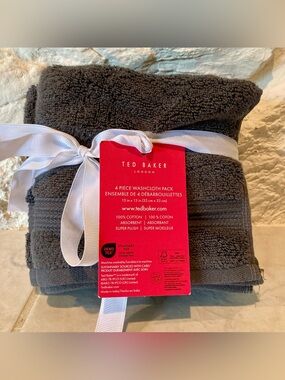 NWT Ted Baker Dark Gray Plush Cotton Washcloth Set